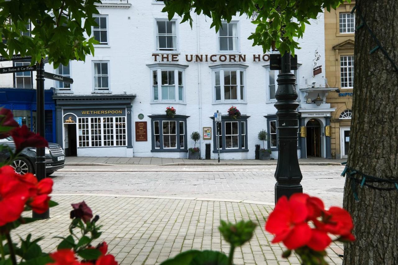 The Unicorn Hotel Wetherspoon Ripon Eksteriør billede