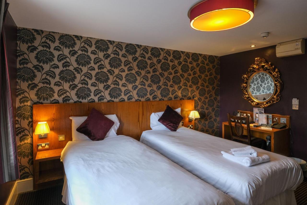 The Unicorn Hotel Wetherspoon Ripon Eksteriør billede