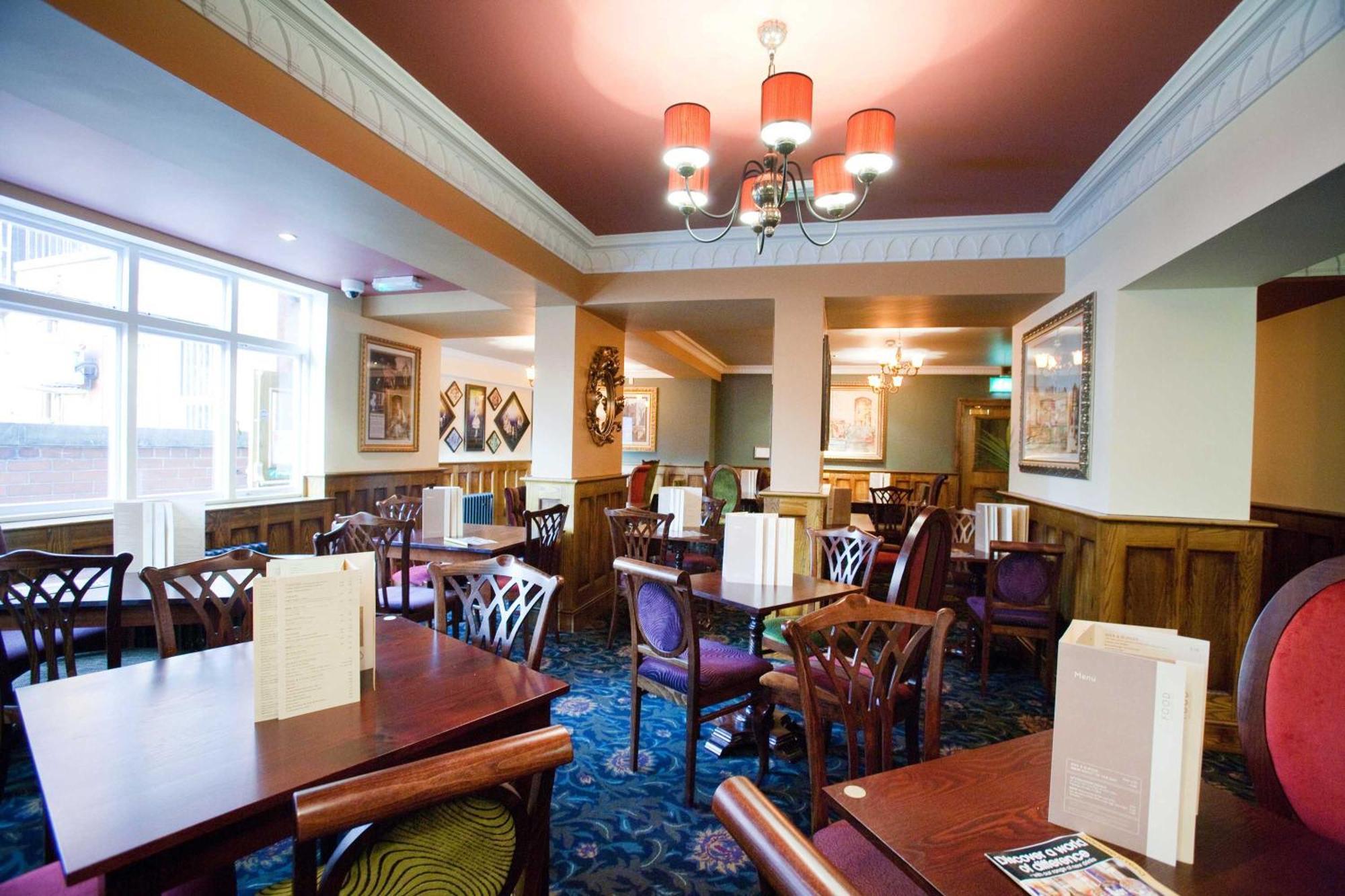 The Unicorn Hotel Wetherspoon Ripon Eksteriør billede