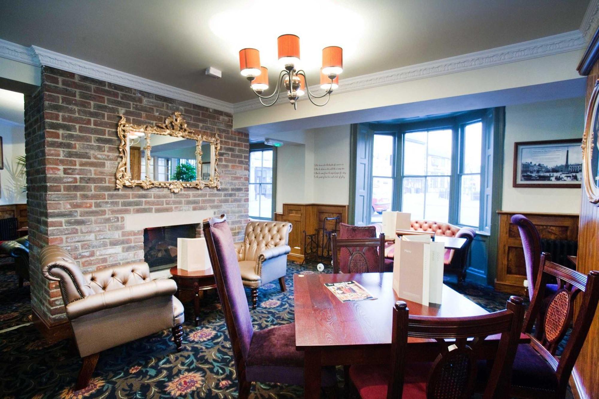 The Unicorn Hotel Wetherspoon Ripon Eksteriør billede
