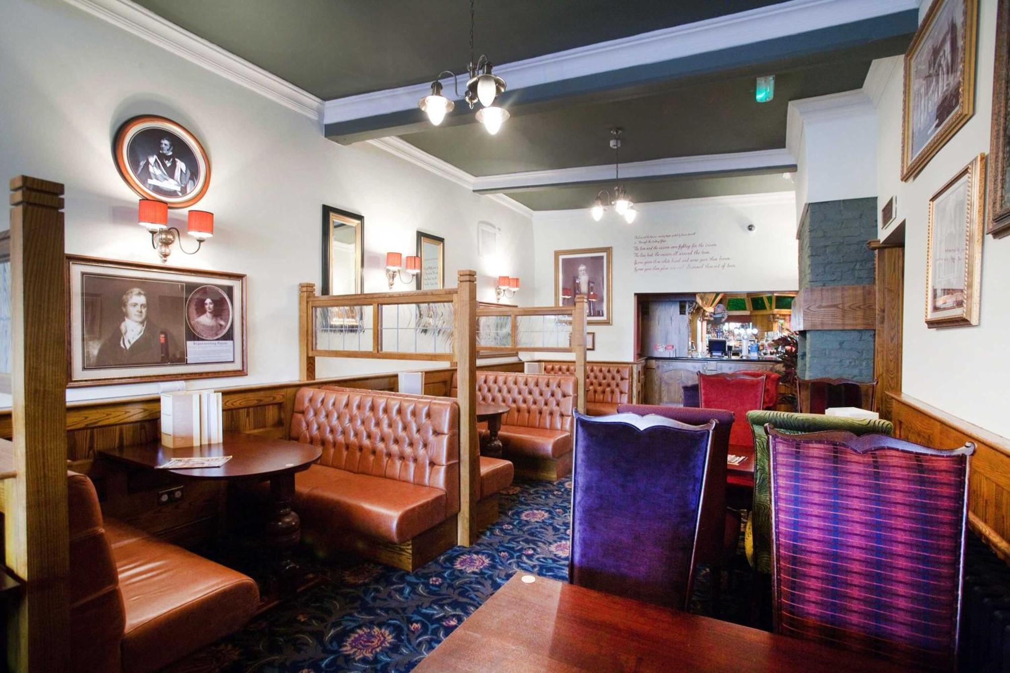 The Unicorn Hotel Wetherspoon Ripon Eksteriør billede