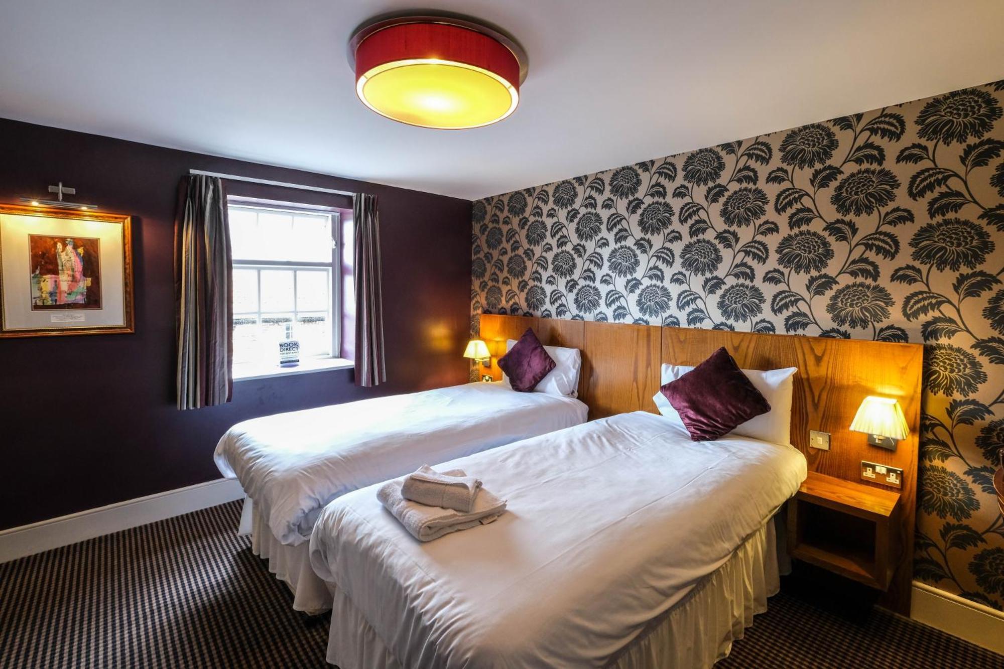The Unicorn Hotel Wetherspoon Ripon Eksteriør billede