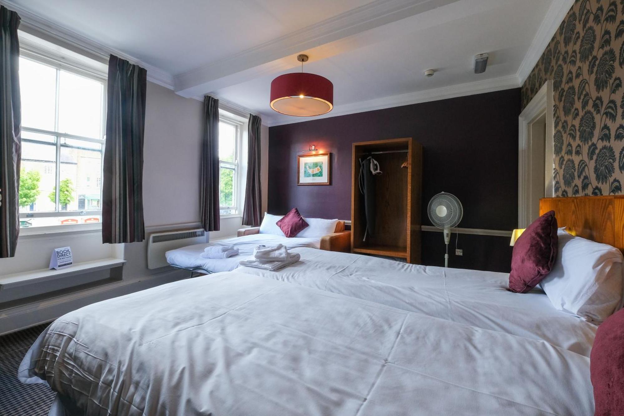 The Unicorn Hotel Wetherspoon Ripon Eksteriør billede