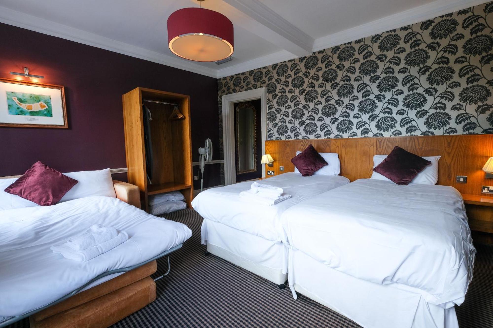 The Unicorn Hotel Wetherspoon Ripon Eksteriør billede